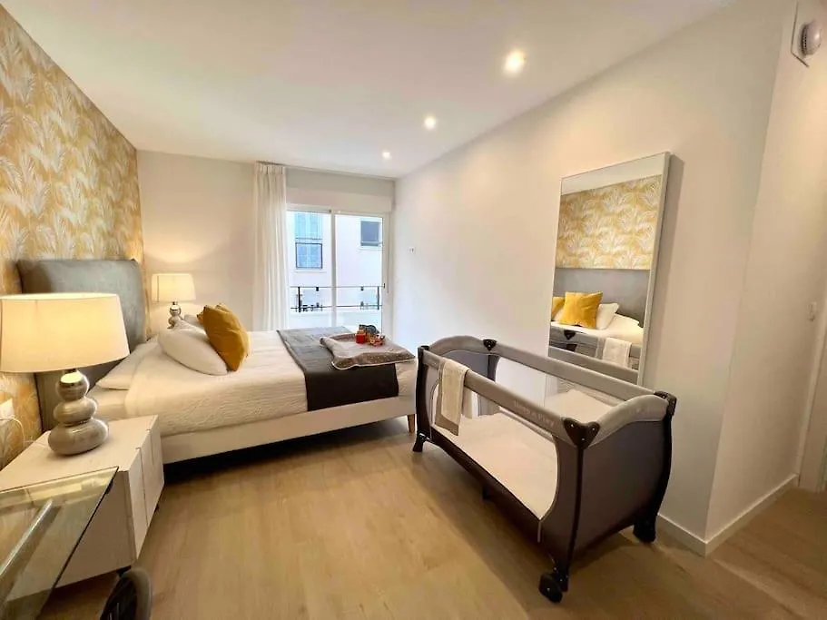Spacious & Quiet Apartment By Hellomalaga - Azahar