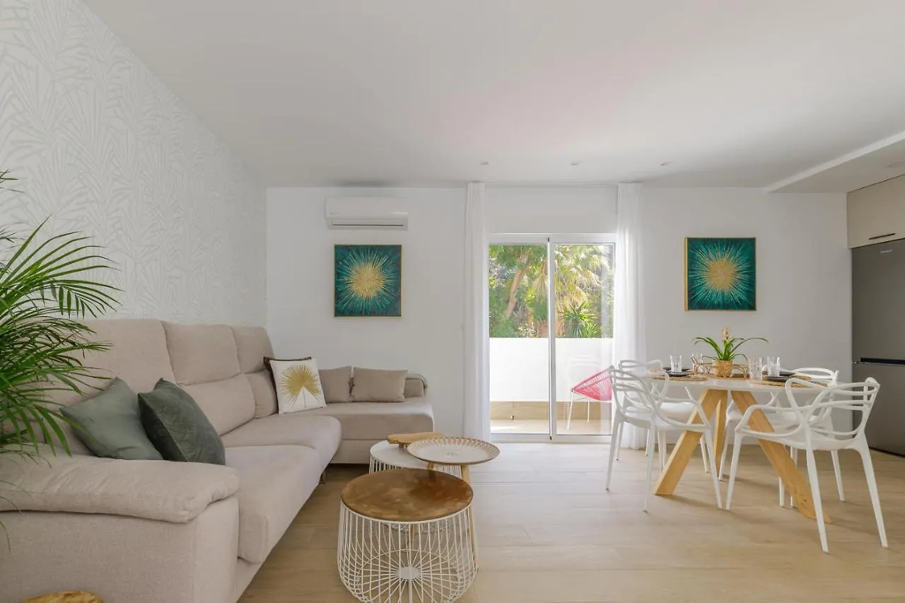 Spacious & Quiet Apartment By Hellomalaga - Azahar contacts